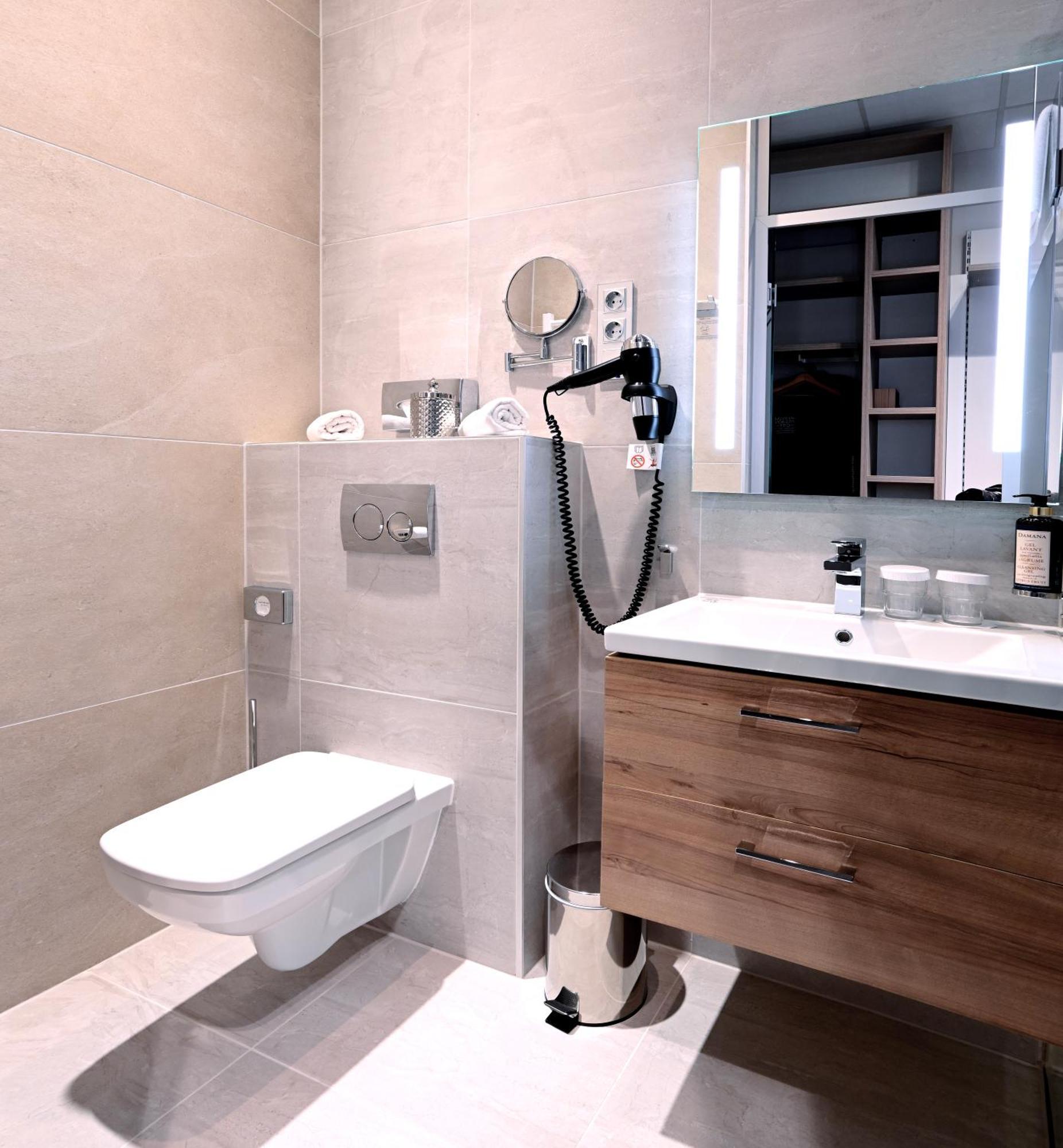 Fashion City Hotel Superior بودابست الغرفة الصورة