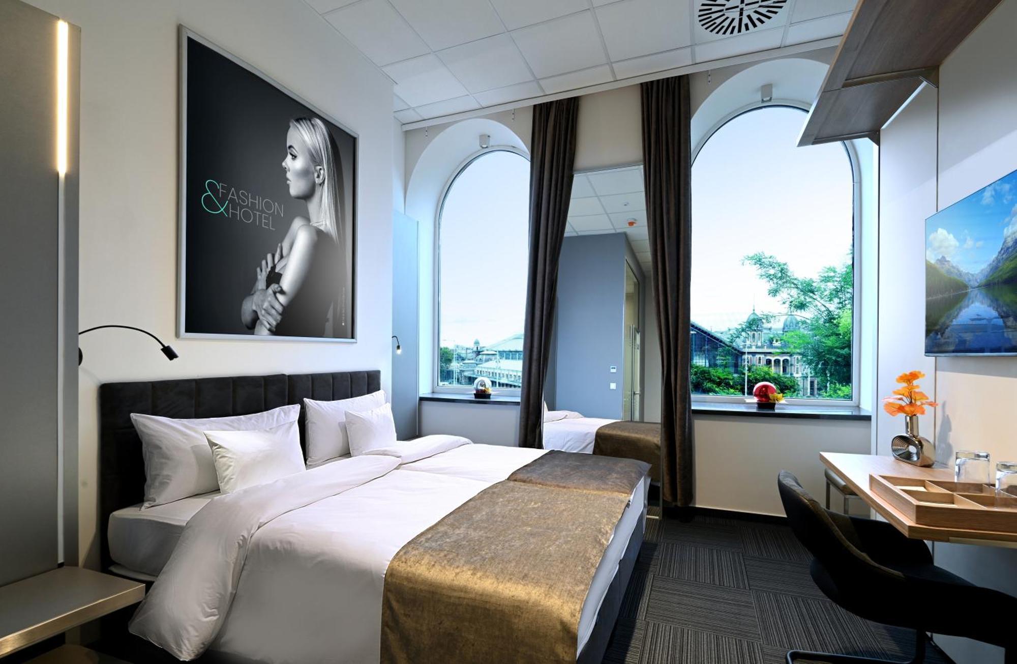 Fashion City Hotel Superior بودابست المظهر الخارجي الصورة